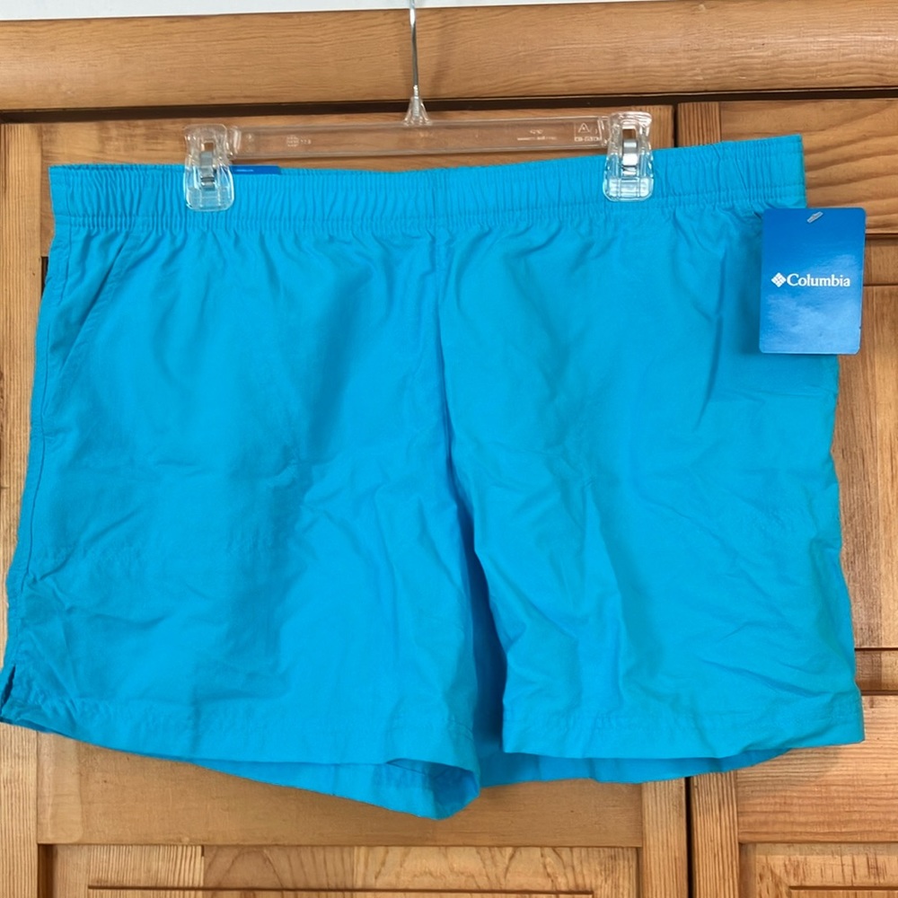 Columbia shorts
